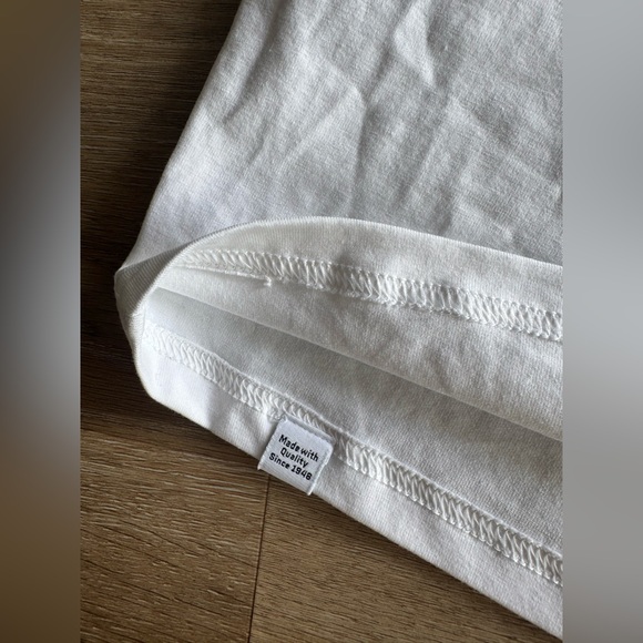 NEW Puma Cropped White Ringer Logo Tee S - Picture 7 of 12